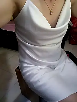 Feeling-hot online show from 03-20-26, 09:36