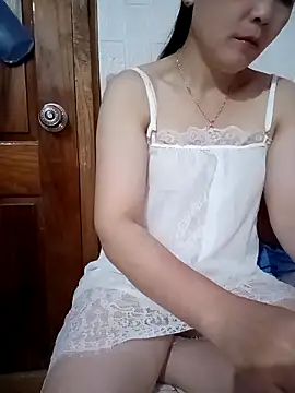 Feeling-hot online show from 05-04-26, 02:13