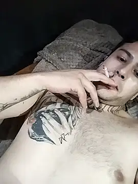 Latrelzin17 online show from 12-04-25, 09:51