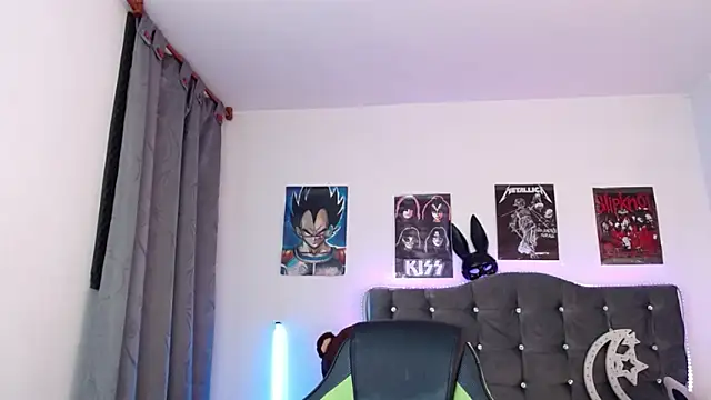 lunabritton1 online show from 02-11-26, 02:16