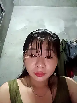 Snapshot of vangkt-cute chatting on 04-21-26, 07:17 vangkt-cute online show from 04-21-26, 07:17