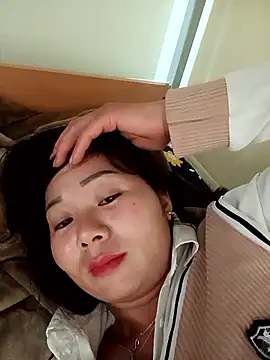 Snapshot of vangkt-cute chatting on 04-26-26, 07:17 vangkt-cute online show from 04-26-26, 07:17