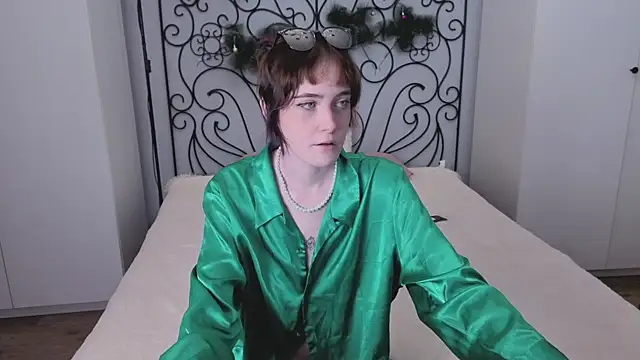 Danny loves Mary online show from 01-06-26, 01:09