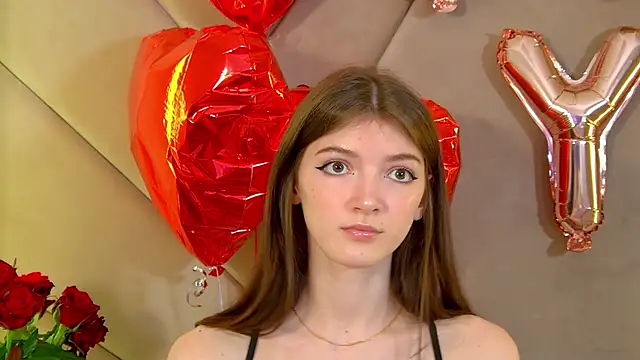 Snapshot of SophiaProve chatting on 02-17-26, 04:35 SophiaProve online show from 02-17-26, 04:35