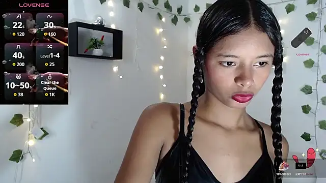 Nikolle sexy online show from 11-10-25, 02:27