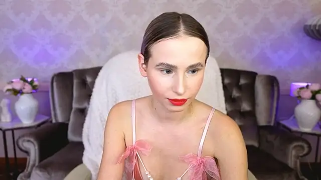 YourMoneyBossNikki online show from 11-12-25, 01:44