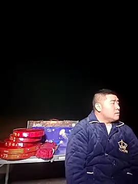 Snapshot of KAIKAI-888 chatting on 11-22-25, 12:15 KAIKAI-888 online show from 11-22-25, 12:15