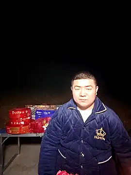 Snapshot of KAIKAI-888 chatting on 11-23-25, 12:05 KAIKAI-888 online show from 11-23-25, 12:05