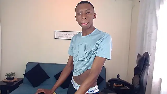 Miilo18 online show from 12-15-25, 08:57