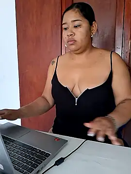 Sarahy- online show from 01-08-26, 12:51