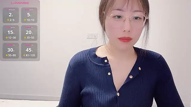 Snapshot of suisui322 chatting on 02-12-26, 01:50 suisui322 online show from 02-12-26, 01:50