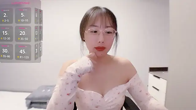 Snapshot of suisui322 chatting on 02-27-26, 01:44 suisui322 online show from 02-27-26, 01:44