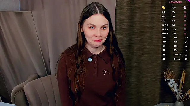 Snapshot of BelvaCaimi chatting on 11-12-25, 09:42 BelvaCaimi online show from 11-12-25, 09:42