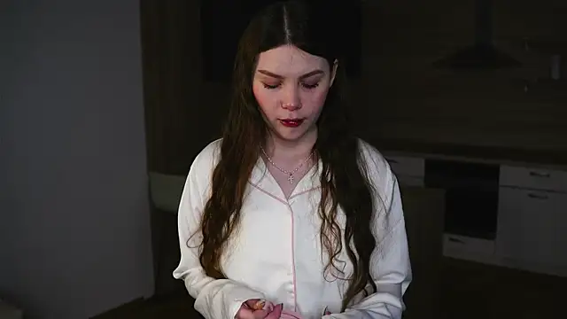 Snapshot of BelvaCaimi chatting on 11-26-25, 06:25 BelvaCaimi online show from 11-26-25, 06:25