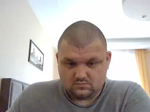 Snapshot of cyrex_monster chatting on 05-18-26, 01:06 cyrex monster online show from 05-18-26, 01:06