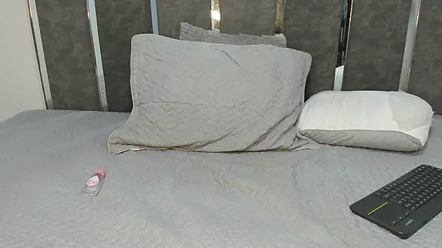 Adam Grey  online show from 11-25-25, 12:05