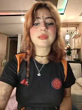 Snapshot of Sarah_Lark- chatting on 07-04-26, 12:28 Sarah Lark- online show from 07-04-26, 12:28