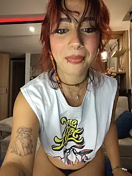 Snapshot of Sarah_Lark- chatting on 07-14-26, 12:46 Sarah Lark- online show from 07-14-26, 12:46