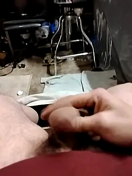 Snapshot of simplybored1 chatting on 02-20-26, 03:56 simplybored1 online show from 02-20-26, 03:56