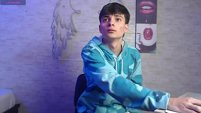 axel milo kairo and noa online show from 02-16-26, 02:35