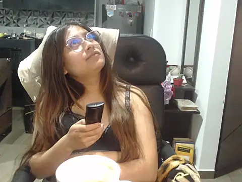 amatista katzenn online show from 02-06-26, 03:33