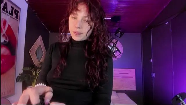 Snapshot of Velvet_Dreamss chatting on 02-23-26, 11:40 Velvet Dreamss online show from 02-23-26, 11:40