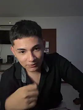 Santiagooo1233 online show from 03-01-26, 04:14