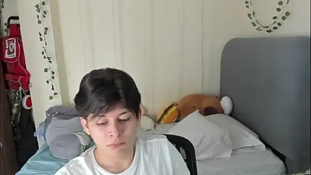 Felix kitty online show from 02-24-26, 06:50