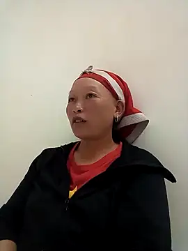 girl-hot2x online show from 11-26-25, 01:12