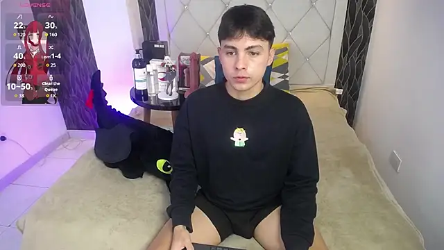 Samu FoXXX online show from 12-15-25, 08:24