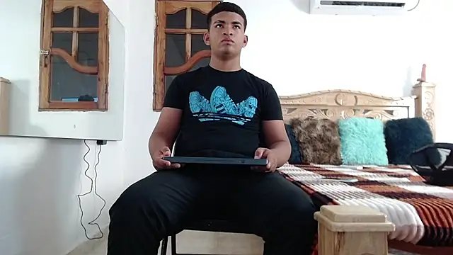 mathews    online show from 11-24-25, 01:49