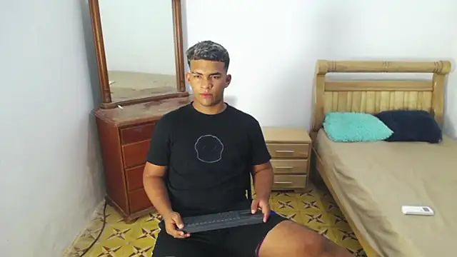 mathews    online show from 12-18-25, 03:01