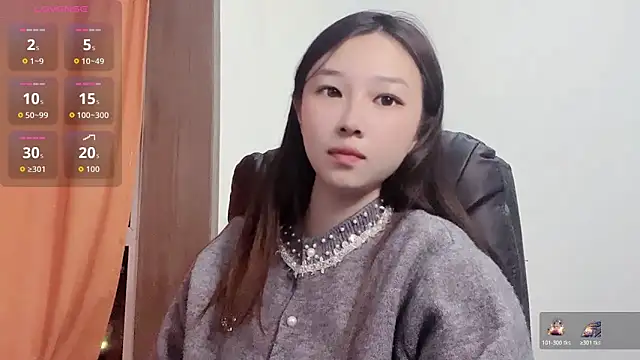 Snapshot of Minnie-baby chatting on 11-11-25, 12:38 Minnie-baby online show from 11-11-25, 12:38