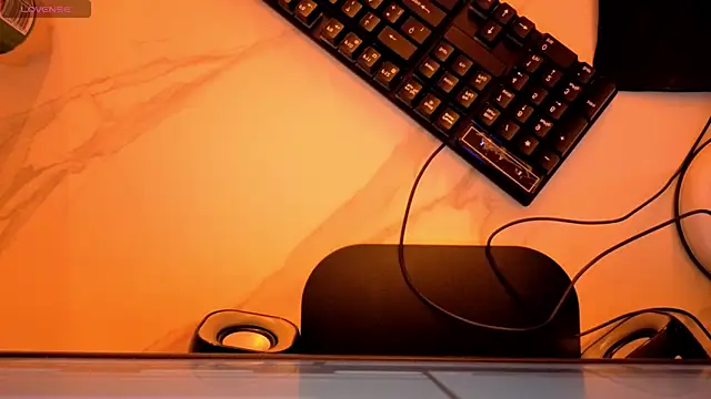 Snapshot of Juliana_Tx chatting on 01-14-26, 12:44 Juliana Tx online show from 01-14-26, 12:44