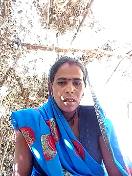 Snapshot of Neetujk chatting on 12-18-25, 06:30 Neetujk online show from 12-18-25, 06:30