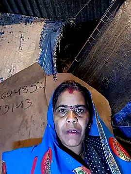 Snapshot of Neetujk chatting on 12-18-25, 06:36 Neetujk online show from 12-18-25, 06:36