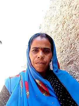 Snapshot of Neetujk chatting on 12-19-25, 06:42 Neetujk online show from 12-19-25, 06:42