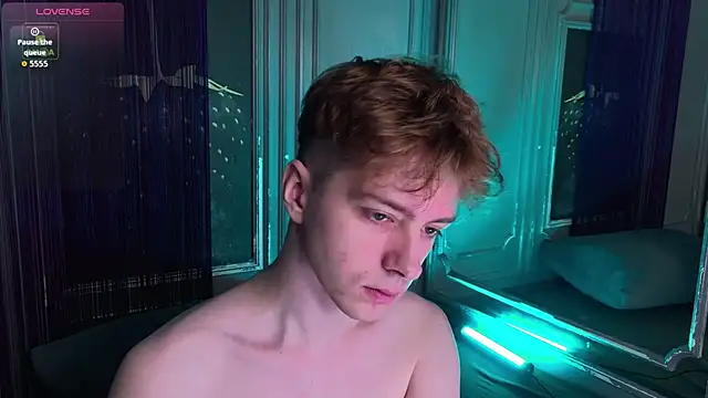 Paul Holt online show from 12-16-25, 08:47