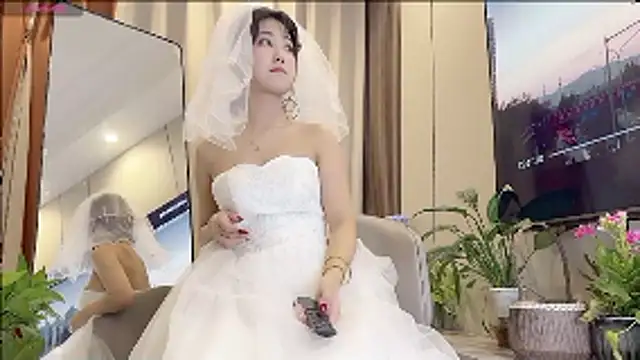 GG-BONG1 online show from 01-11-26, 12:10