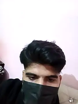 hotyyyyjonny online show from 12-13-25, 07:53