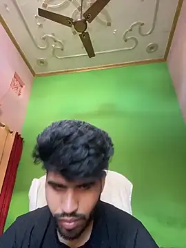 hotyyyyjonny online show from 05-20-26, 03:24