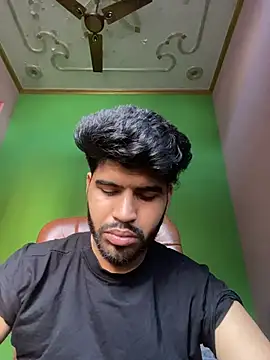hotyyyyjonny online show from 06-23-26, 02:42