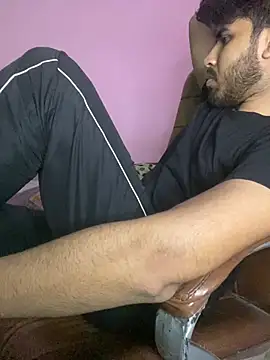 hotyyyyjonny online show from 07-05-26, 04:25
