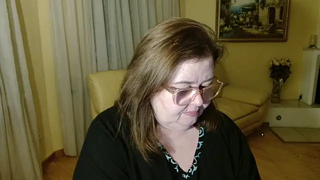 Natali-Gucci online show from 12-13-25, 07:53