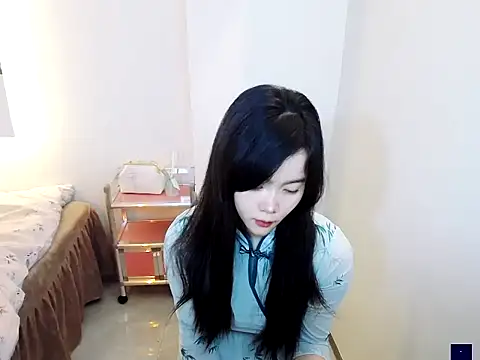 Snapshot of Shaurk chatting on 11-26-25, 03:29 Shaurk online show from 11-26-25, 03:29