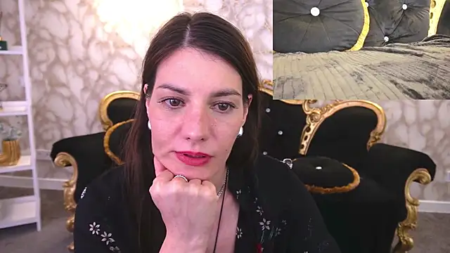 Snapshot of LadyChanelll chatting on 07-28-26, 06:20 LadyChanelll online show from 07-28-26, 06:20