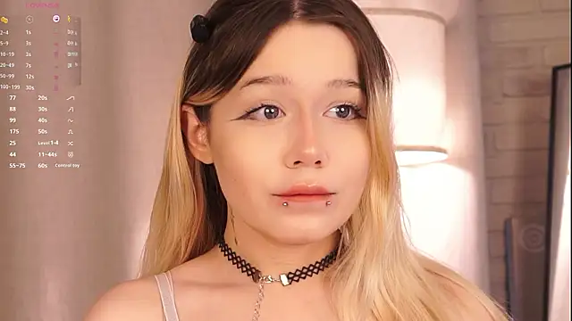 Snapshot of Love_audirs6 chatting on 02-03-26, 11:04 Love audirs6 online show from 02-03-26, 11:04