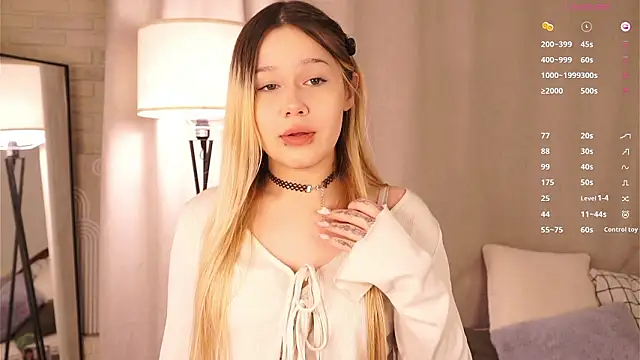 Snapshot of Love_audirs6 chatting on 02-10-26, 12:15 Love audirs6 online show from 02-10-26, 12:15