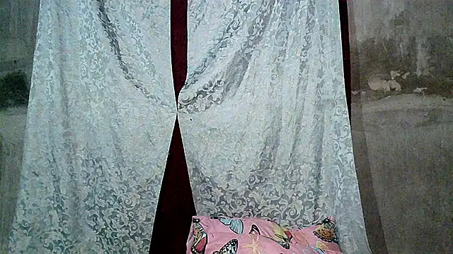 Snapshot of xwindyxxx chatting on 06-11-26, 01:09 xwindyxxx online show from 06-11-26, 01:09