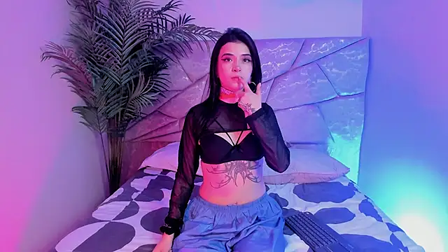 Atenea Velle online show from 11-16-25, 01:17